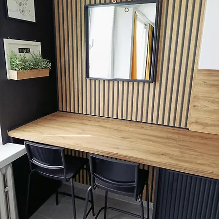 Apartament Parkowa *