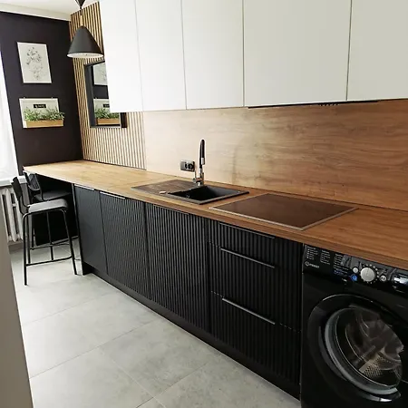 Apartament Parkowa *